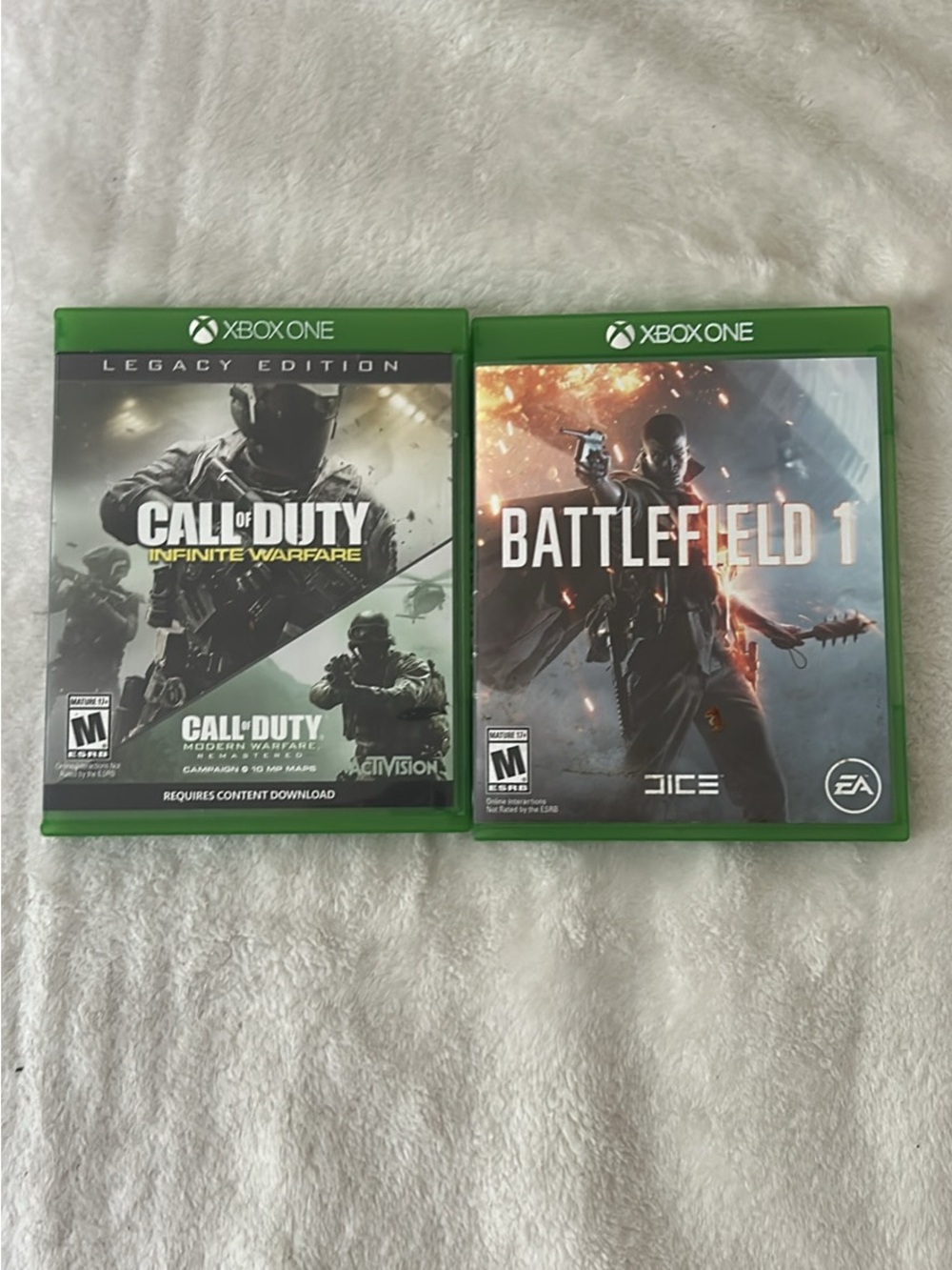Xbox One 2 game Lot Call of Duty Infinite Warfare CIB & Battlefield 1 CIB